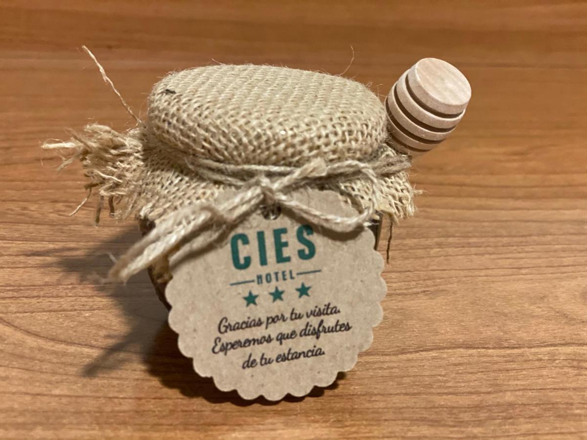 Hotel Cies Calvarrasa de Abajo エクステリア 写真